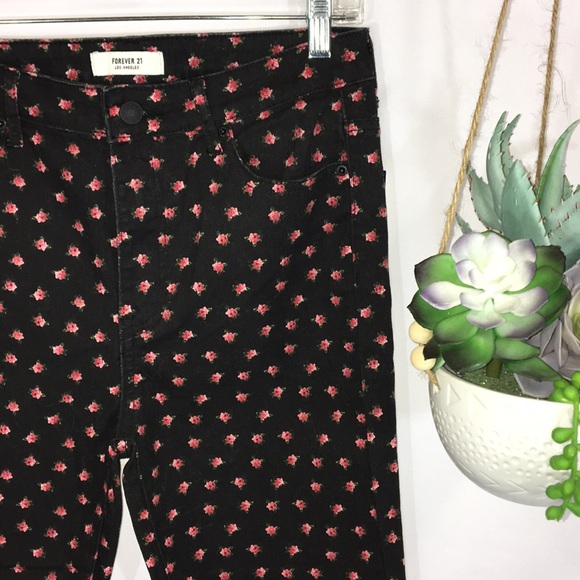 Forever 21 Denim - 😱NWT 2/$5!